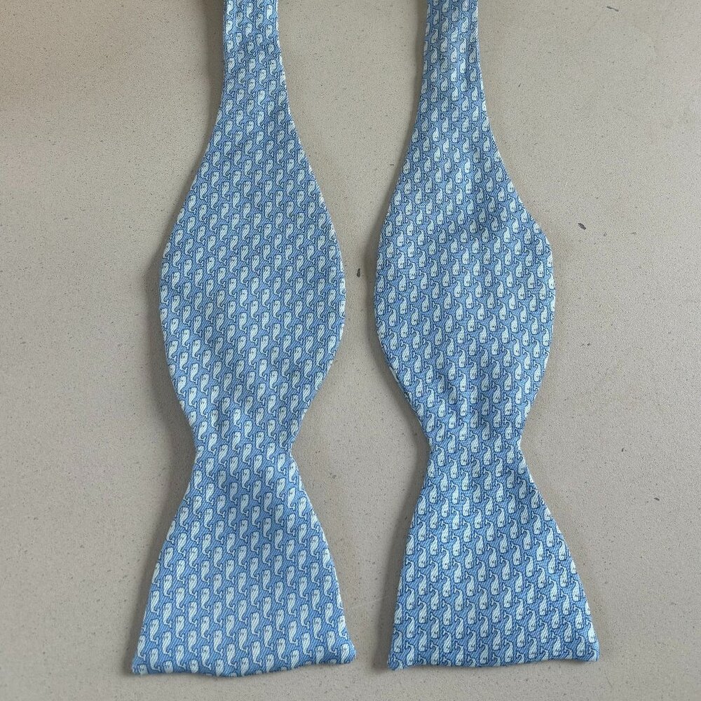 Vineyard Vines Whale Bowtie